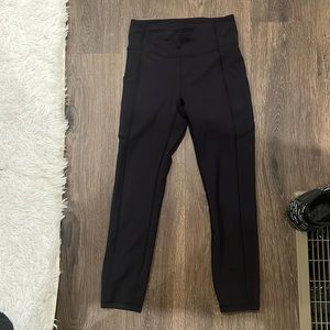 Fast free leggings with pockets